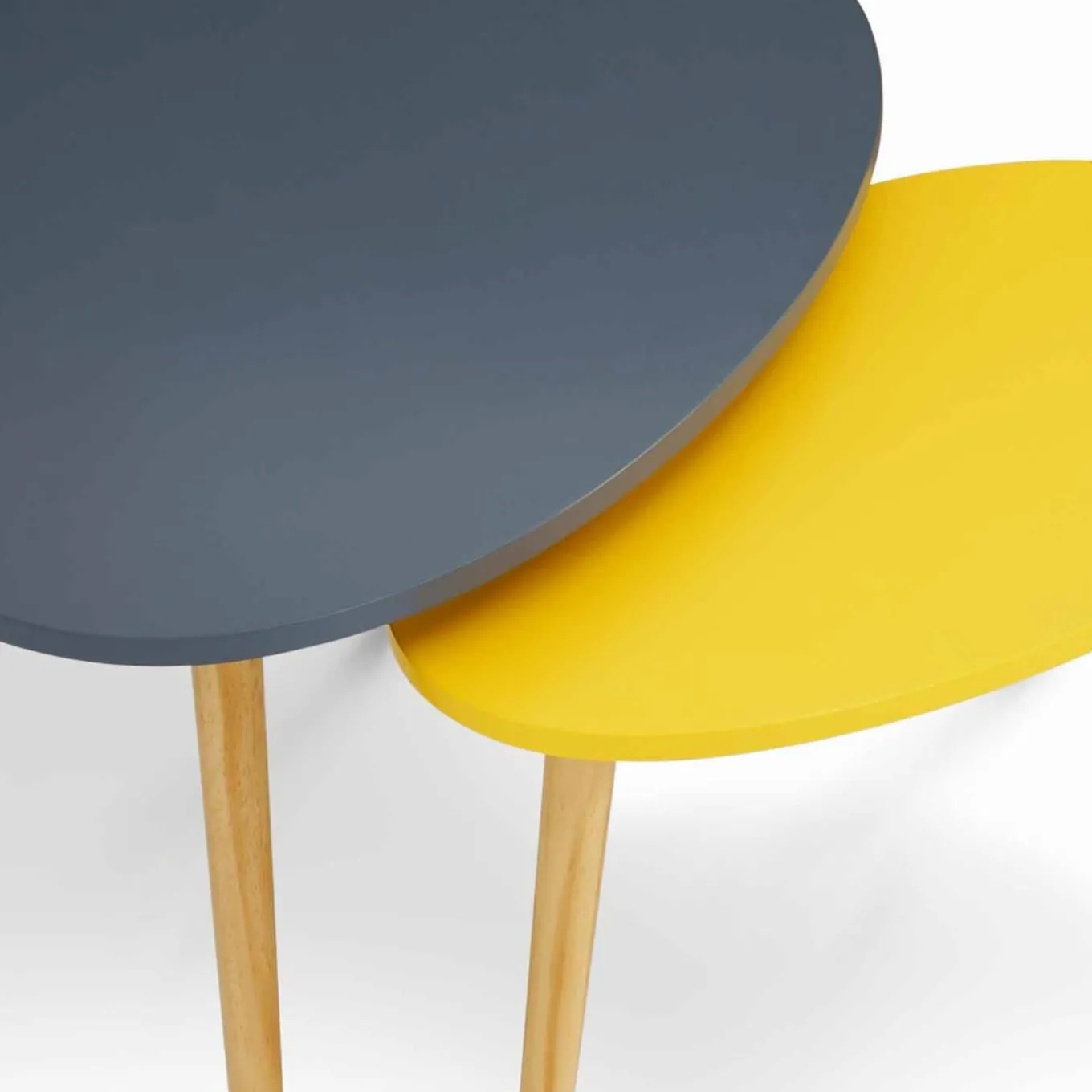 IDMarket Lot de 2 tables gigognes scandinaves laquées gris et jaune* Collection Scandinave|Salon Complet